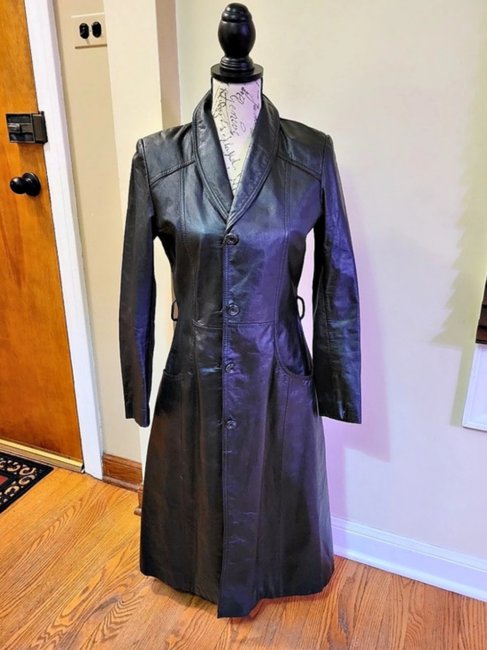 Wilson Genuine Leather Long Coat Size 12 Like New
